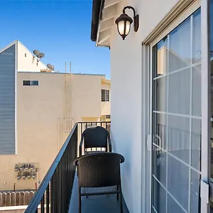 Spacious Private Gated Modern Loft Close To Universal And Hollywood Apartment Los Angeles